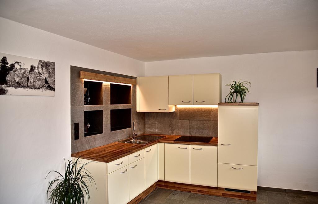 Putzerhof Aparthotel Фунес Екстериор снимка